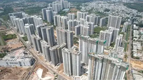 Ai đang 'thổi giá' bất động sản?